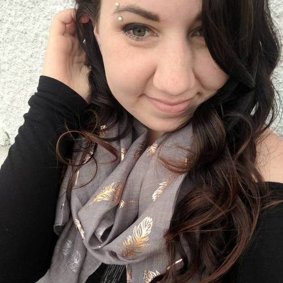 rosesampley